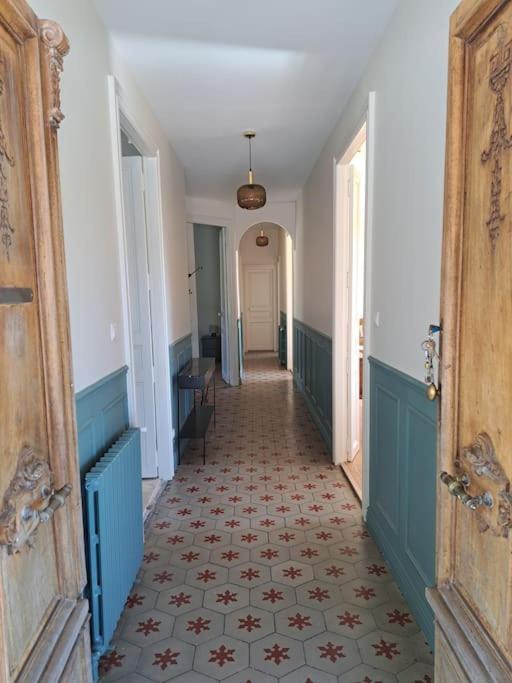 Villa Le Champ Des Hors à Vailhauques Extérieur photo