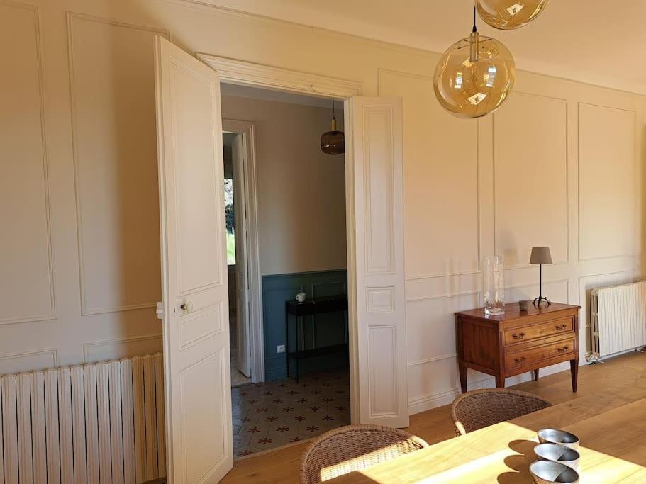 Villa Le Champ Des Hors à Vailhauques Extérieur photo